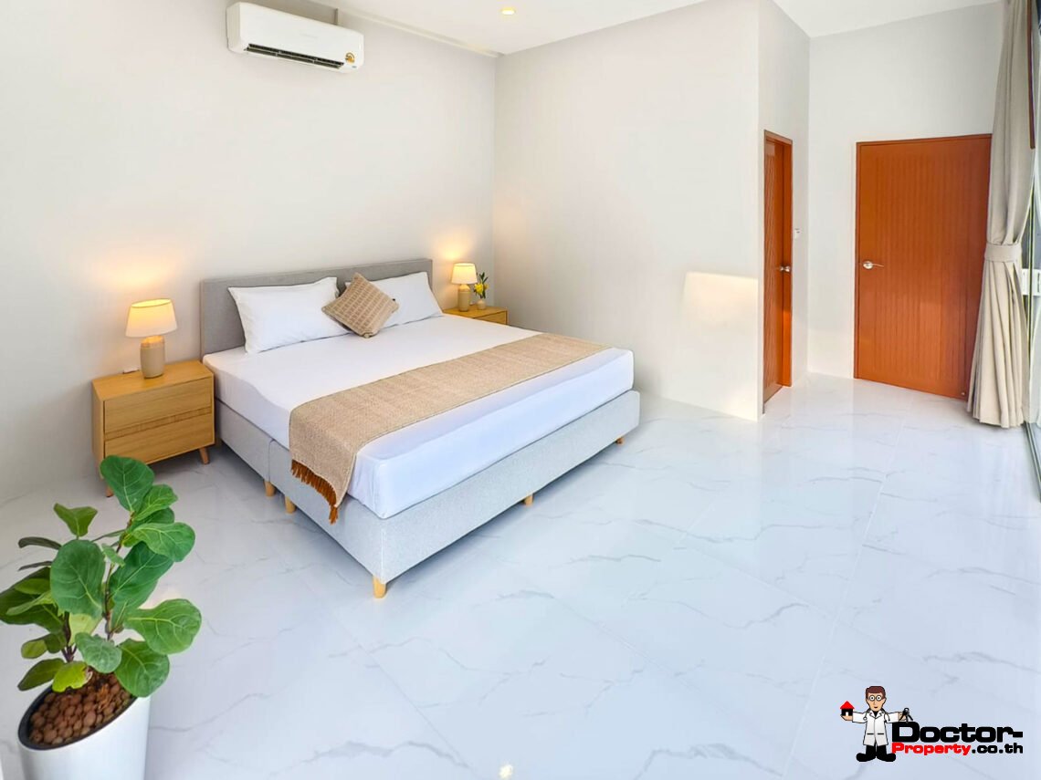 3 Bedroom Pool Villa with Partial Sea View in Chaweng, Koh Samui – For Sale