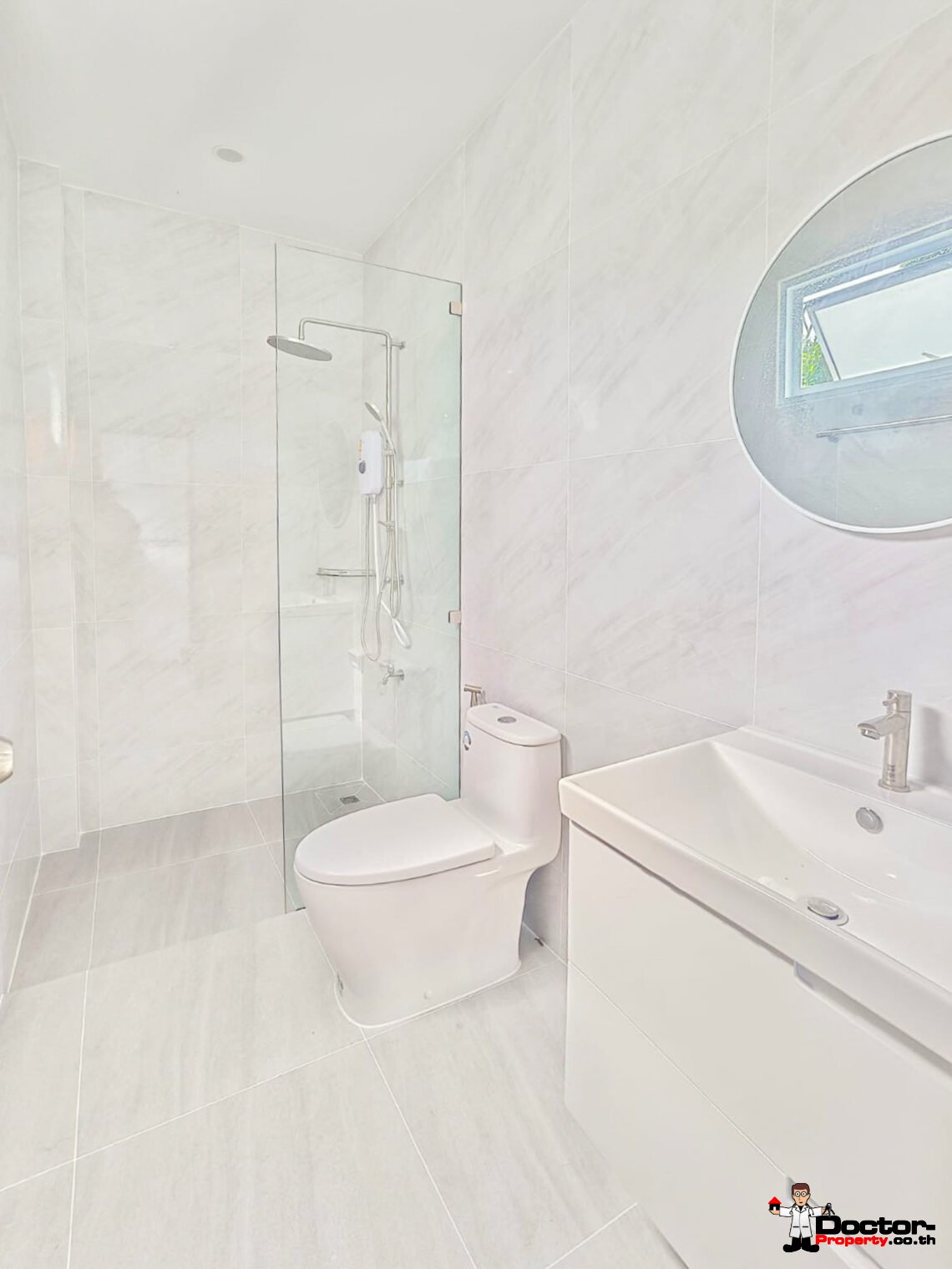 3 Bedroom Pool Villa with Partial Sea View in Chaweng, Koh Samui – For Sale