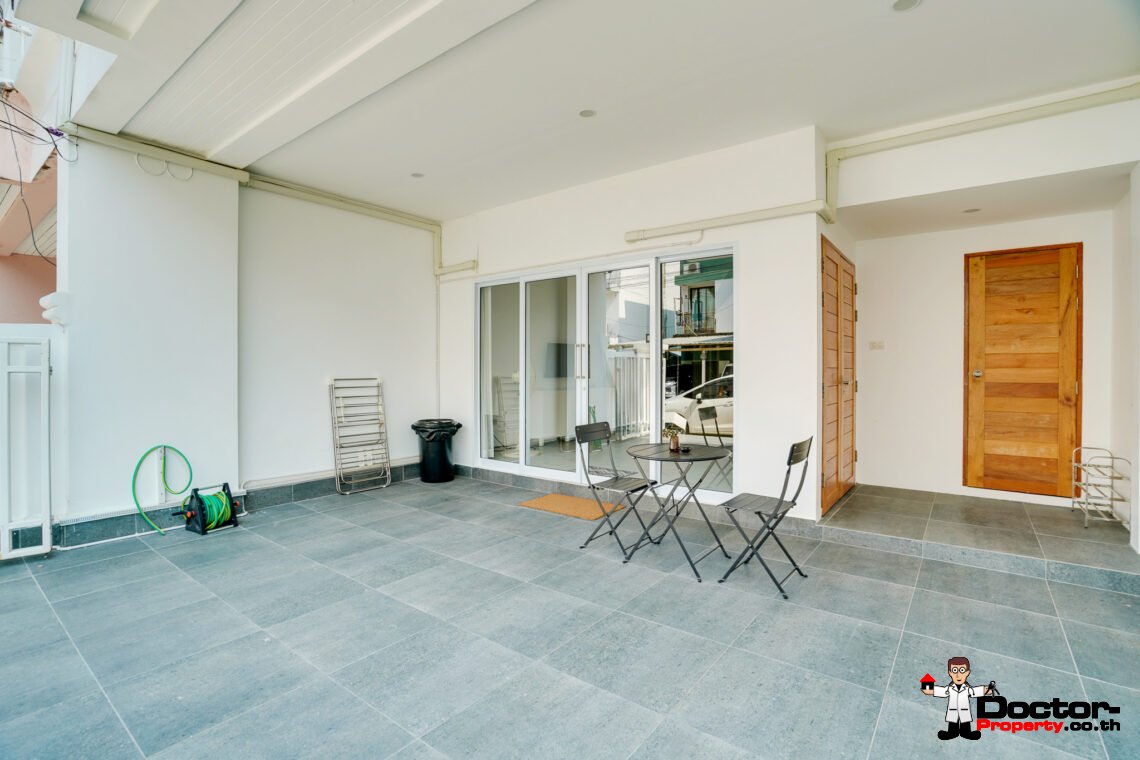 3 Bedroom Townhouse in Mae Nam, Koh Samui – For Sale