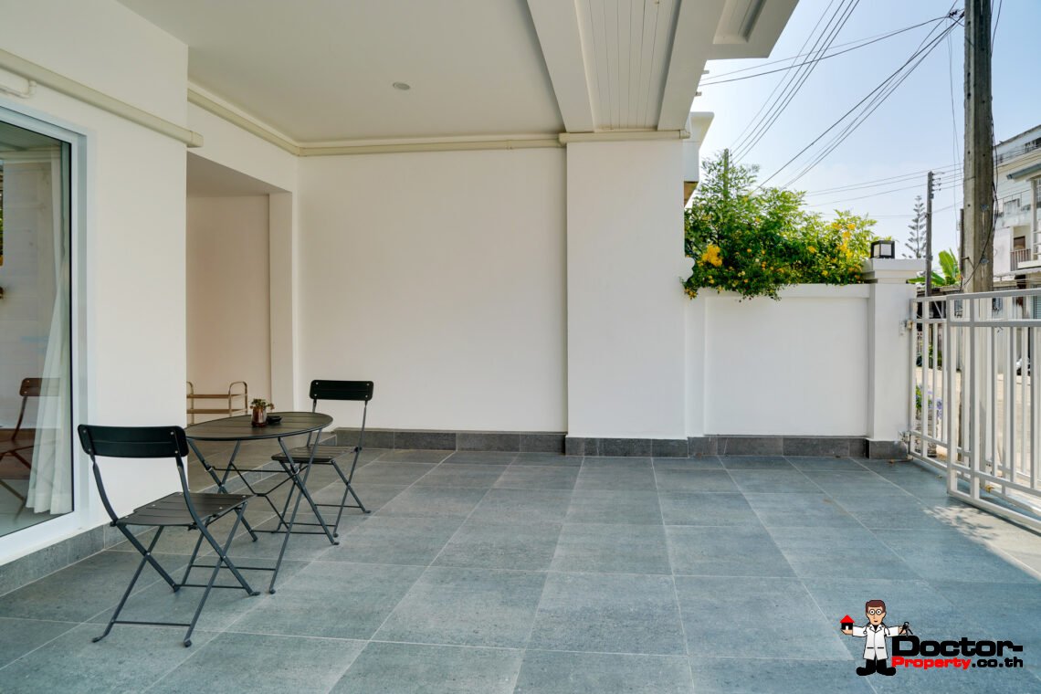 3 Bedroom Townhouse in Mae Nam, Koh Samui – For Sale