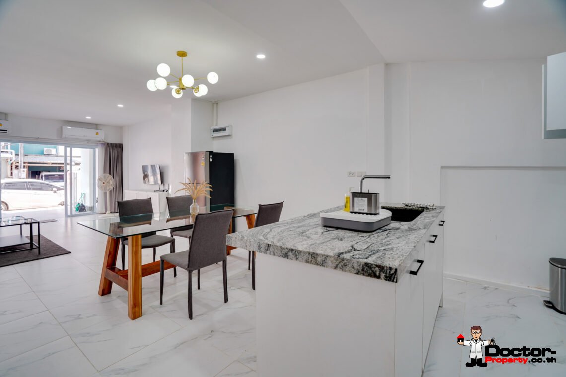 3 Bedroom Townhouse in Mae Nam, Koh Samui – For Sale