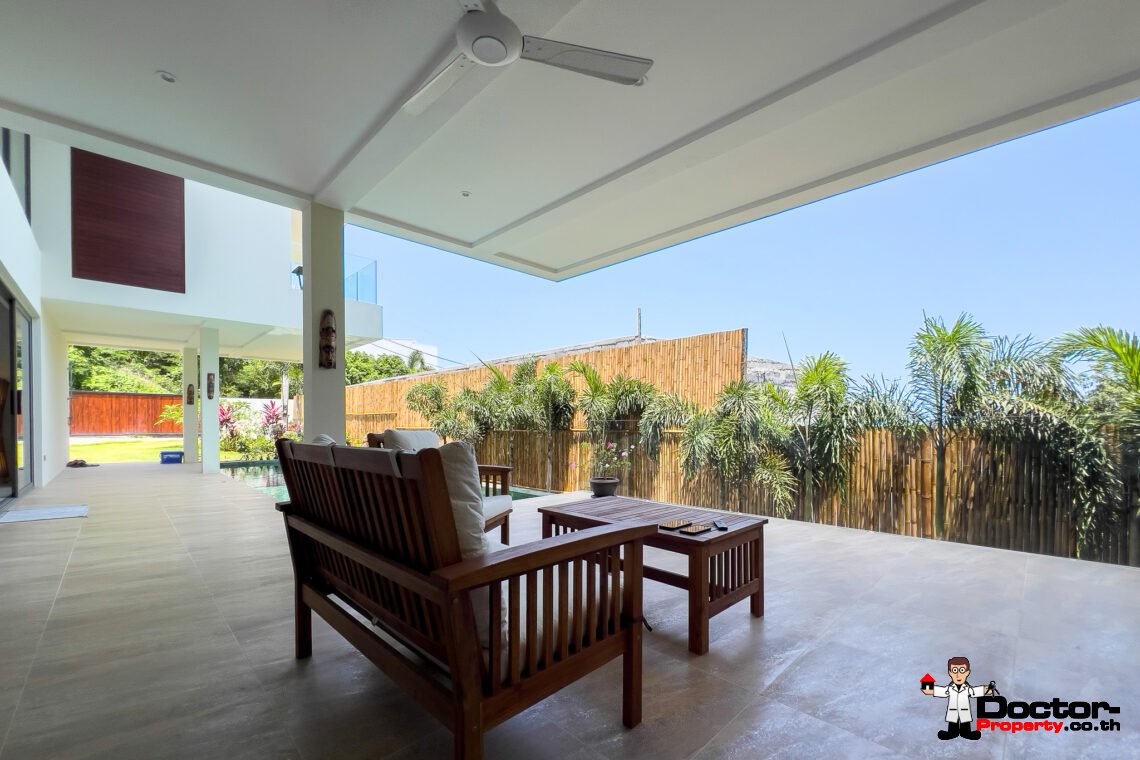 3 Bedroom Pool Villa with Partial Sea View in Bo Phut, Koh Samui – For Sale