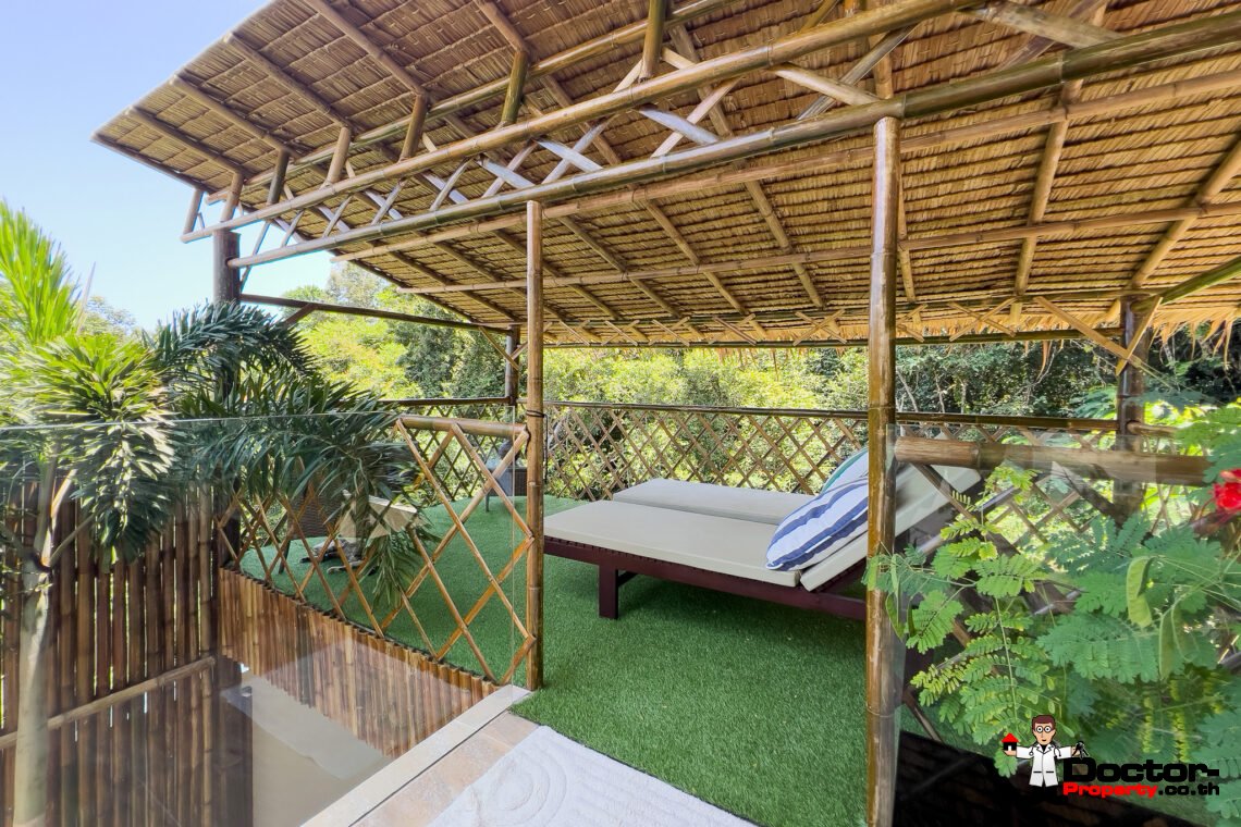 3 Bedroom Pool Villa with Partial Sea View in Bo Phut, Koh Samui – For Sale