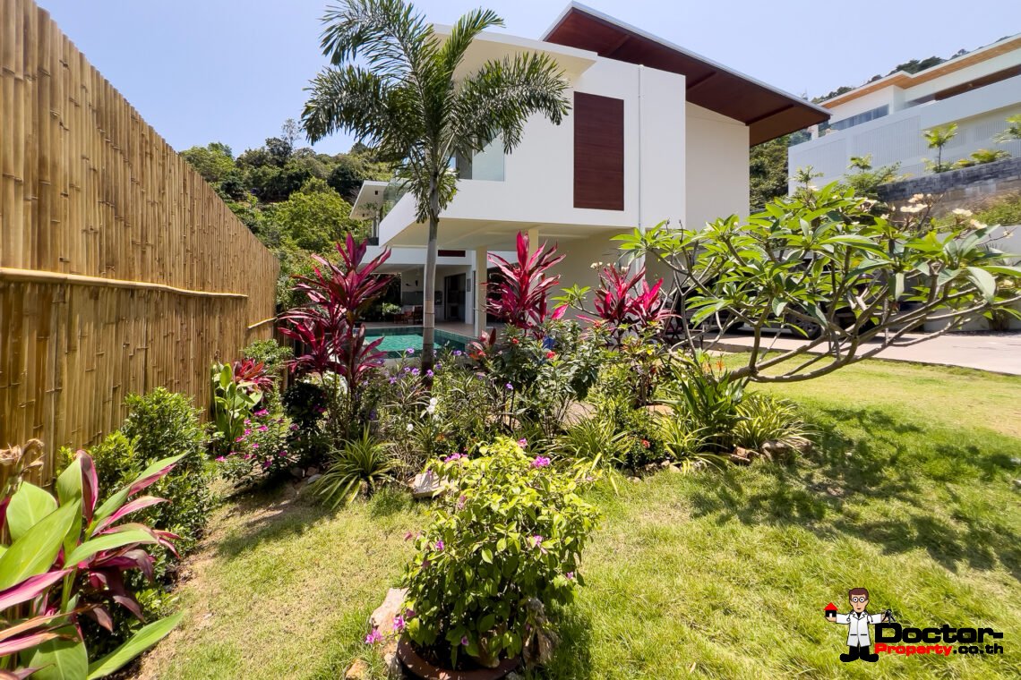 3 Bedroom Pool Villa with Partial Sea View in Bo Phut, Koh Samui – For Sale