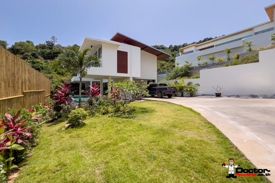 3 Bedroom Pool Villa with Partial Sea View in Bo Phut, Koh Samui – For Sale