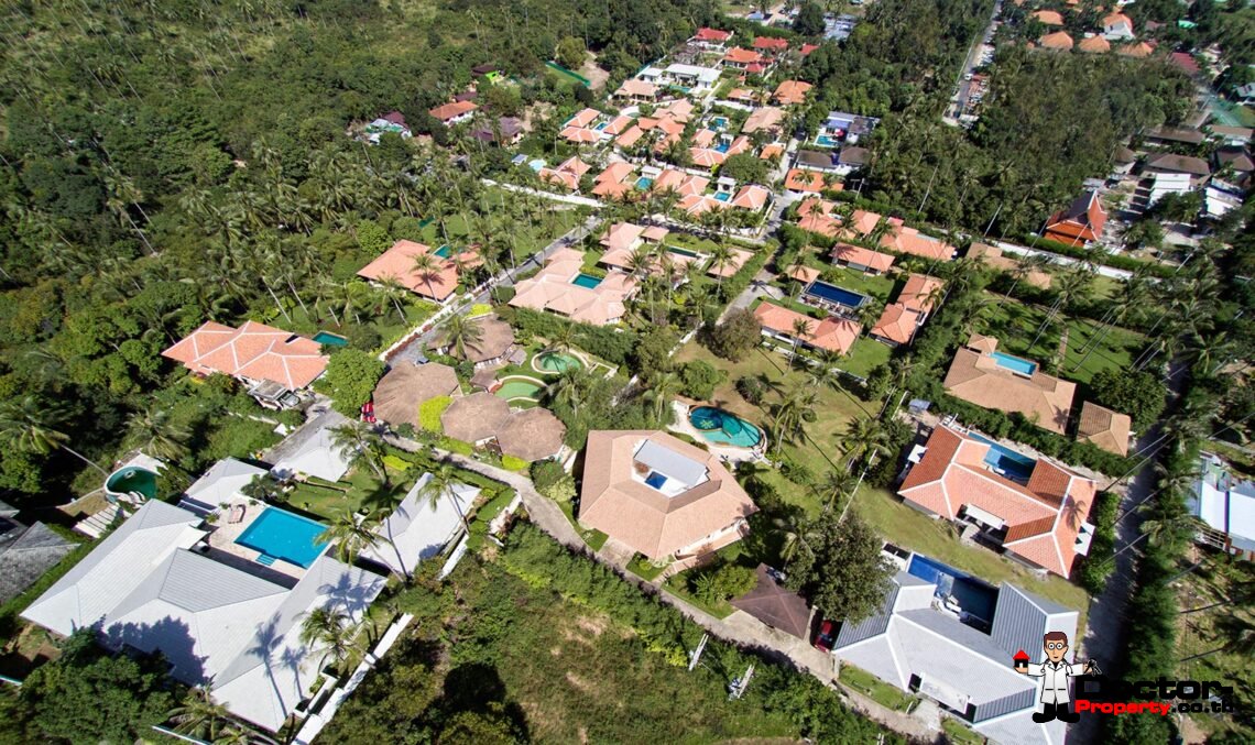 Spacious 3 Bedroom Pool Villa with Sea View in Bang Rak, Koh Samui – For Sale