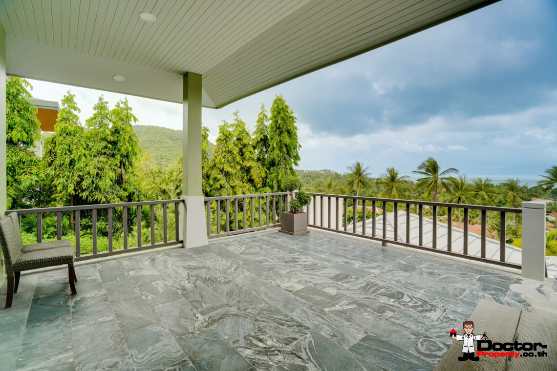 Spacious 3 Bedroom Pool Villa with Sea View in Bang Rak, Koh Samui – For Sale