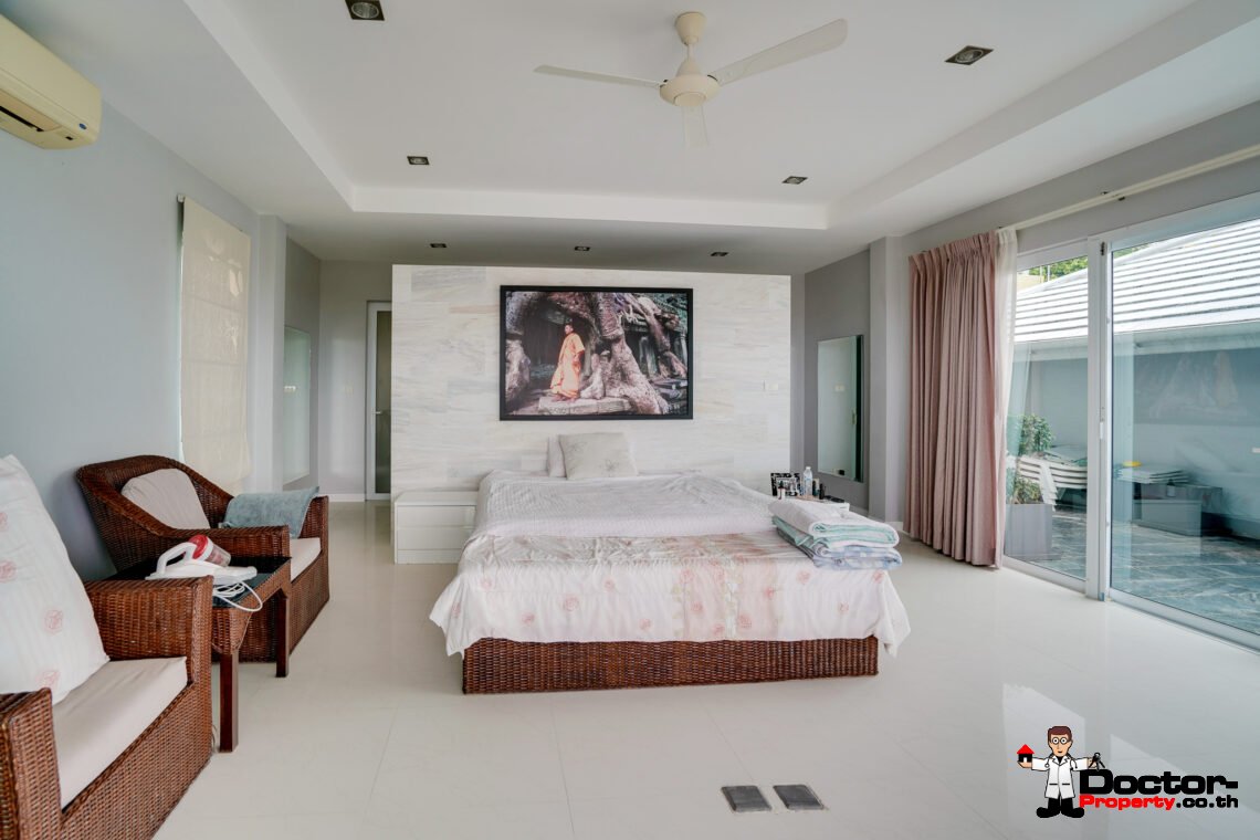 Spacious 3 Bedroom Pool Villa with Sea View in Bang Rak, Koh Samui – For Sale