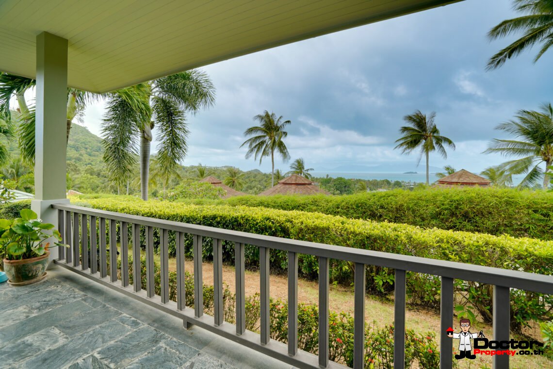 Spacious 3 Bedroom Pool Villa with Sea View in Bang Rak, Koh Samui – For Sale