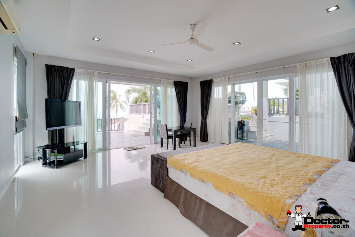 Spacious 3 Bedroom Pool Villa with Sea View in Bang Rak, Koh Samui – For Sale
