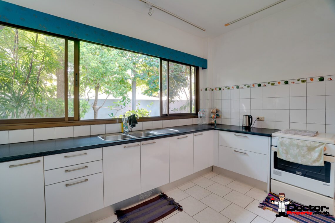 3 Bedroom Villa with Stunning Sea View in Plai Laem, Koh Samui – For Sale