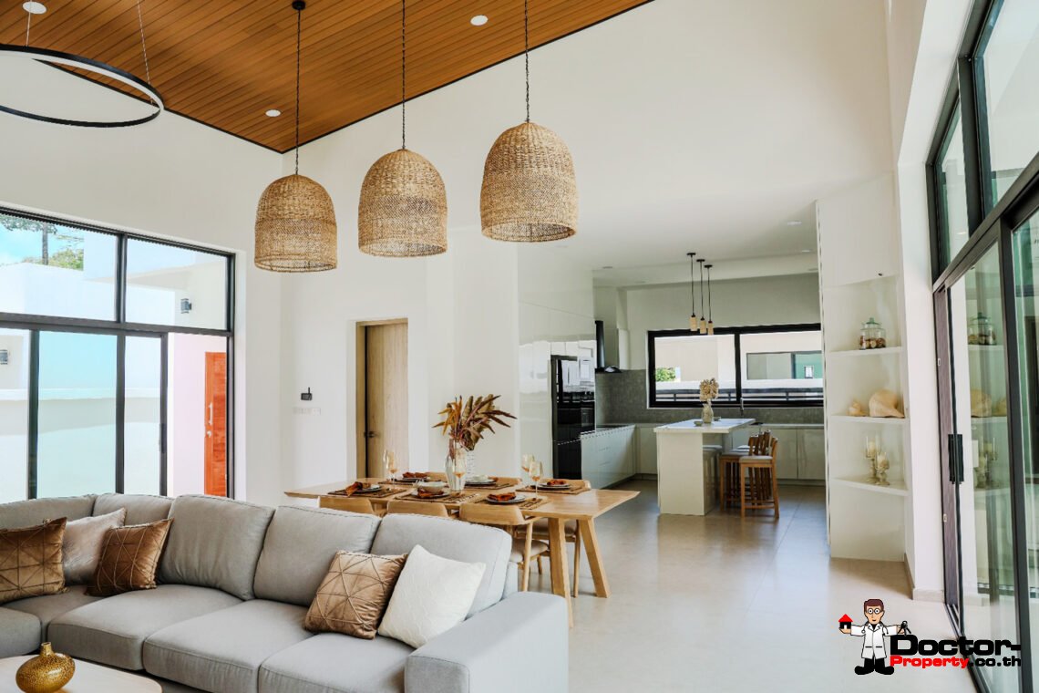 Modern 3 Bedroom Pool Villa in Lamai, Koh Samui – For Sale