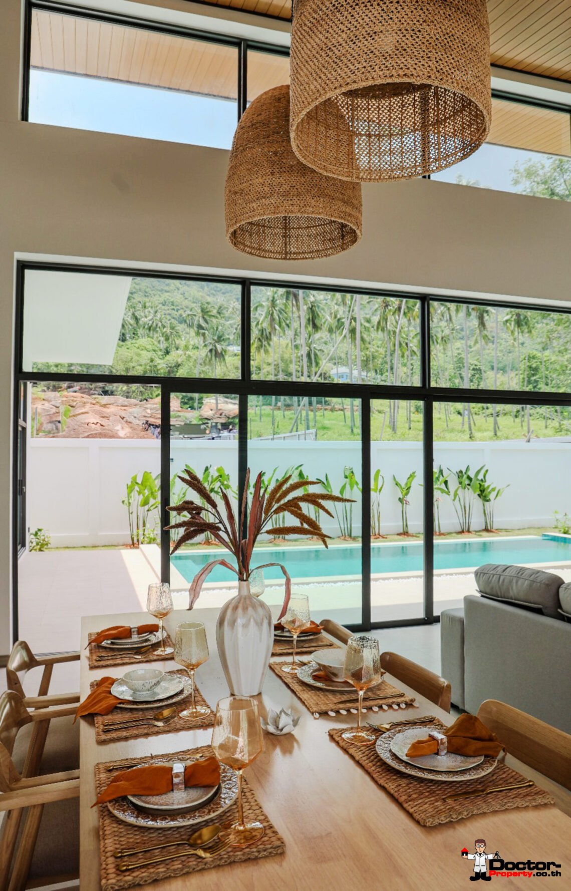 Modern 3 Bedroom Pool Villa in Lamai, Koh Samui – For Sale