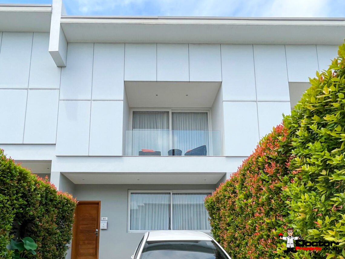 3 Bedroom Townhouse in Choeng Mon, Koh Samui – For Sale