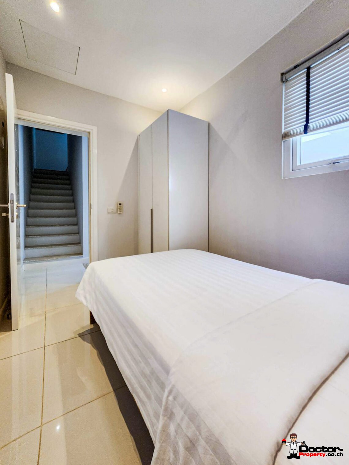 3 Bedroom Townhouse in Choeng Mon, Koh Samui – For Sale