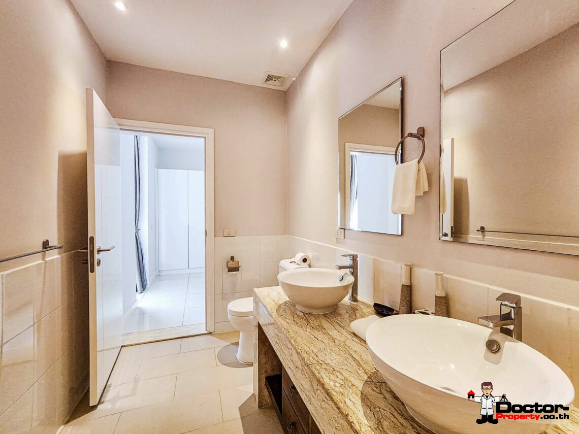 3 Bedroom Townhouse in Choeng Mon, Koh Samui – For Sale