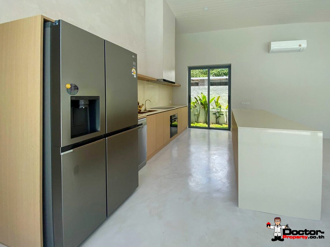 3 Bedroom Pool Villa in Mae Nam, Koh Samui – For Sale