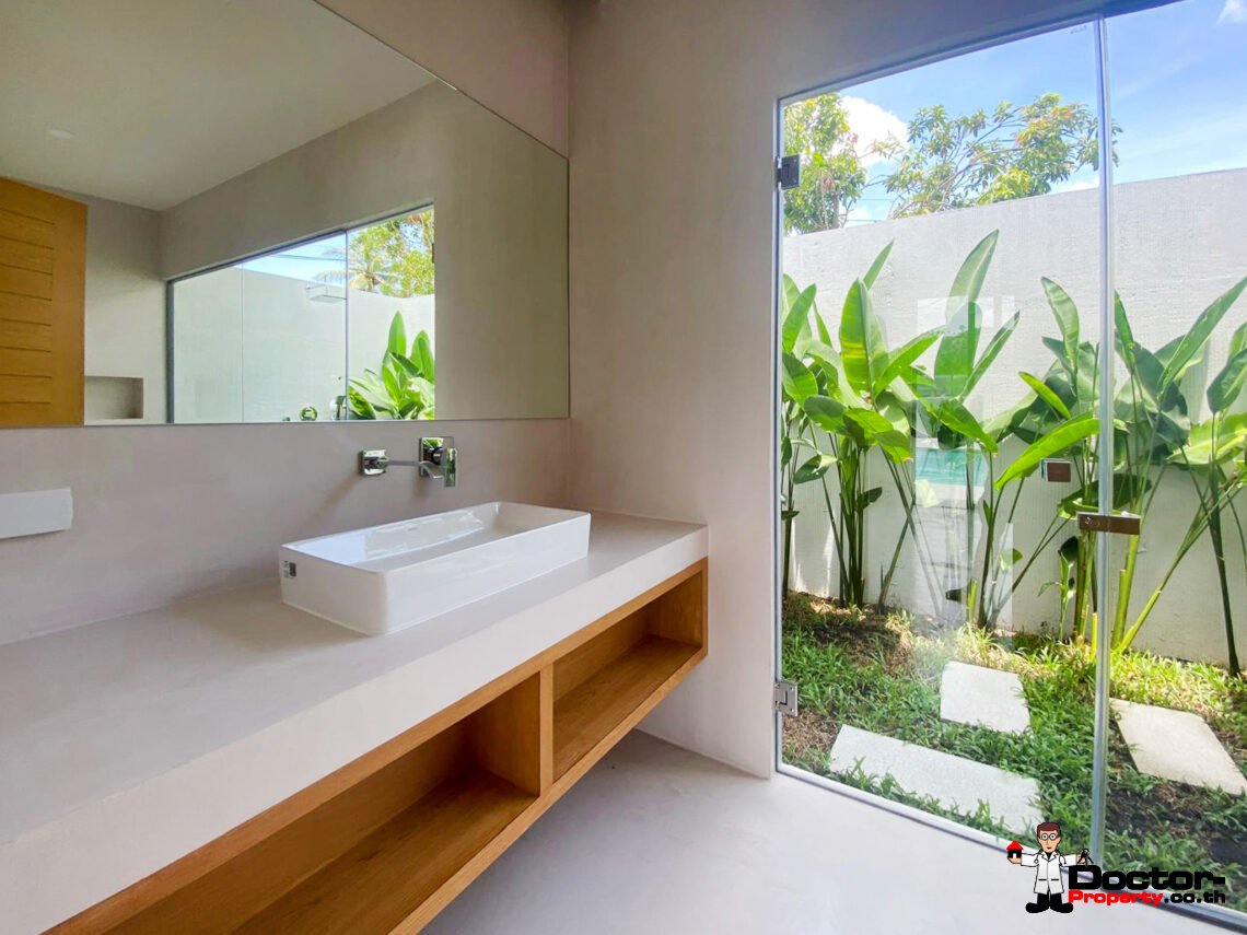 3 Bedroom Pool Villa in Mae Nam, Koh Samui – For Sale