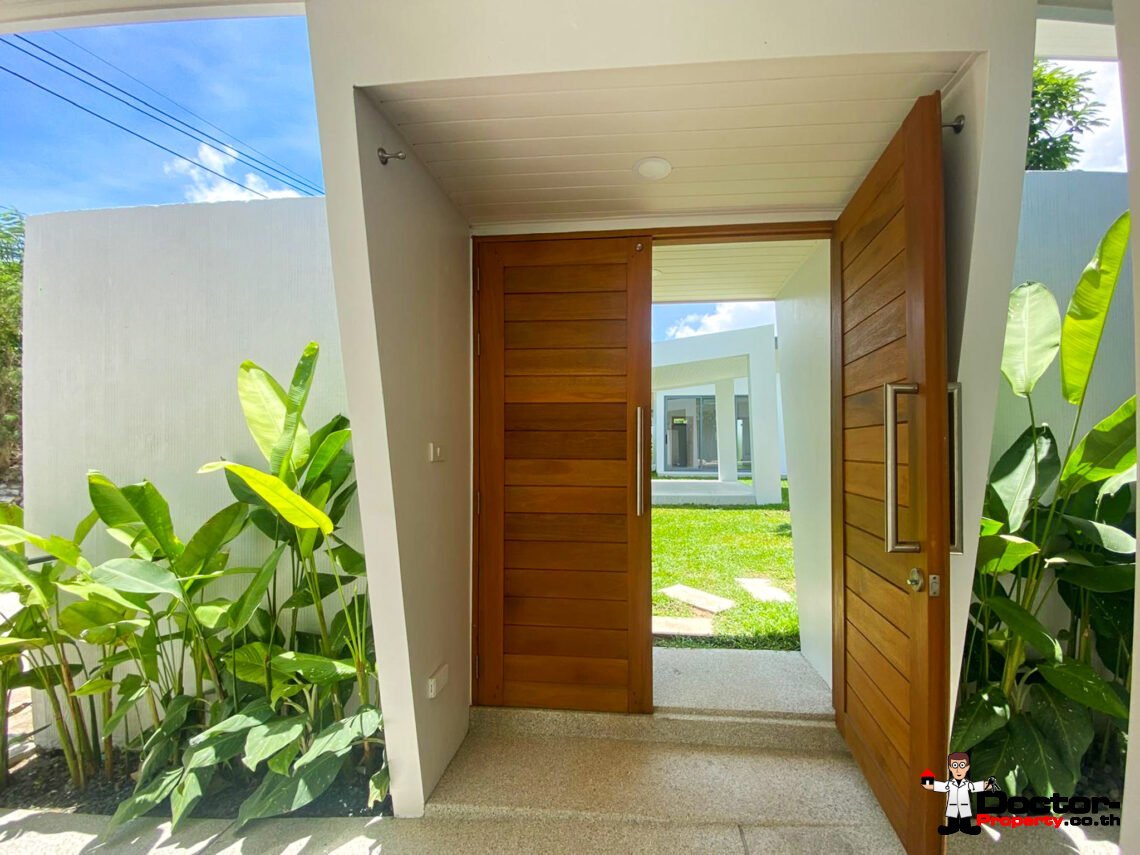 3 Bedroom Pool Villa in Mae Nam, Koh Samui – For Sale