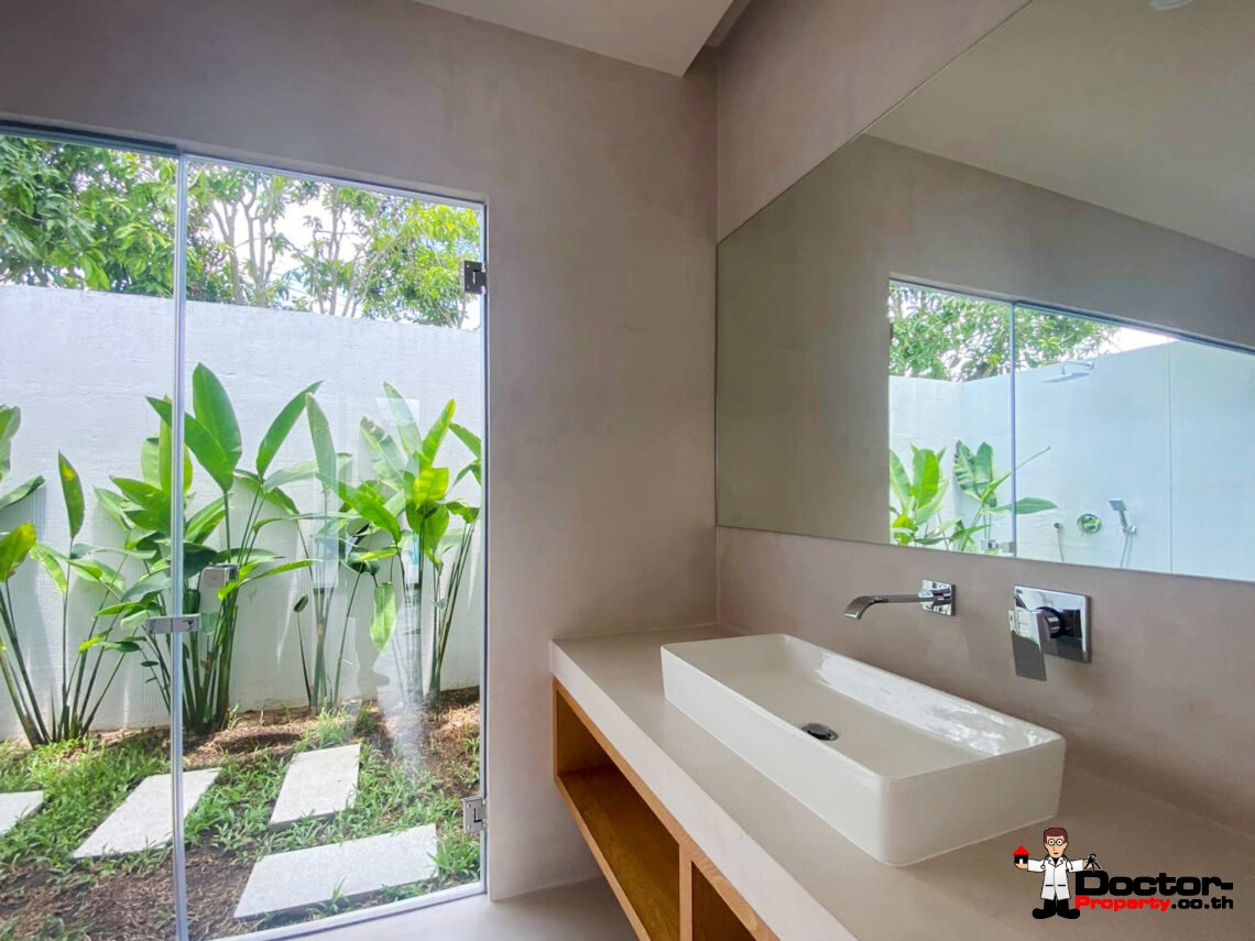 3 Bedroom Pool Villa in Mae Nam, Koh Samui – For Sale