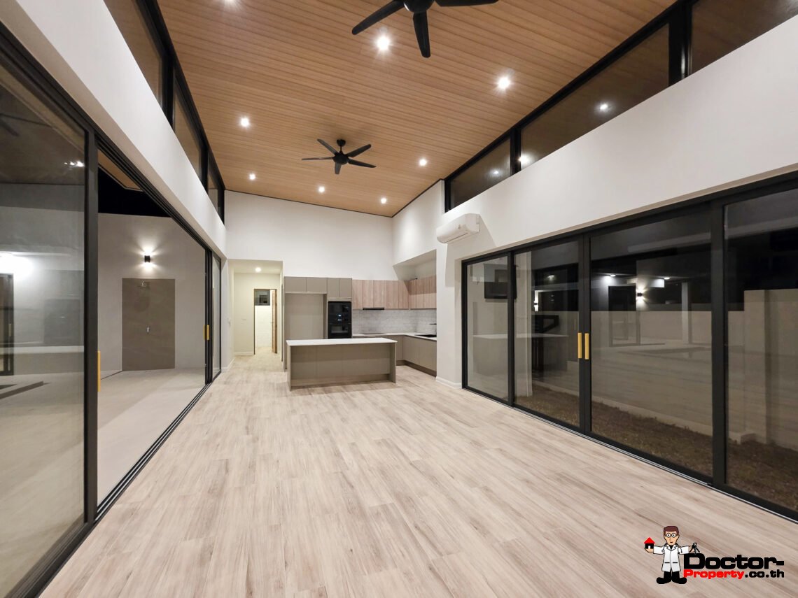 3 Bedroom Pool Villa in Lamai, Koh Samui – For Sale