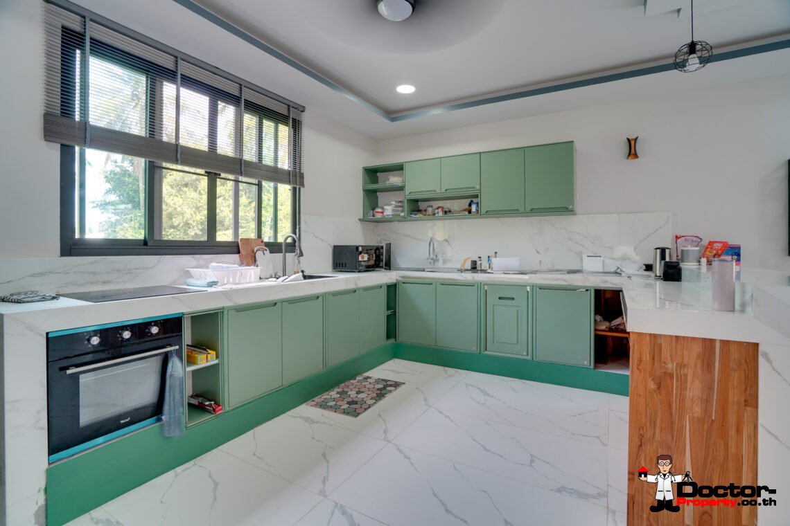 3 Bedroom Pool Villa in Lipa Noi, Koh Samui – For Sale