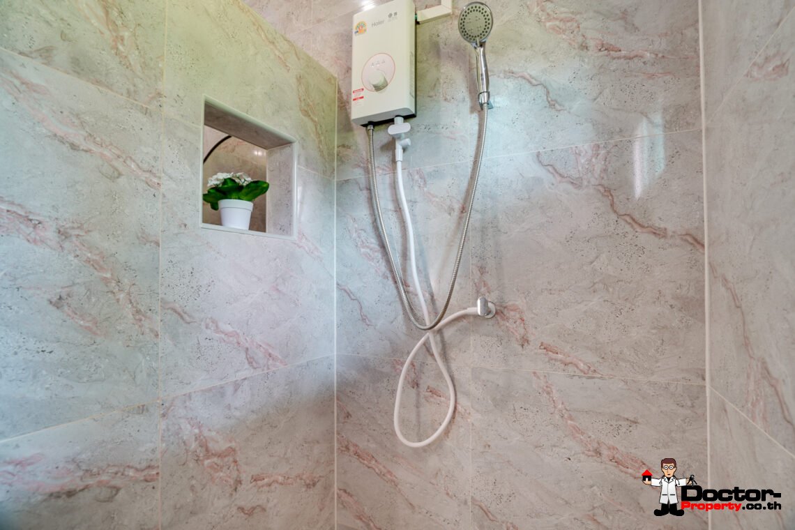 7 Bedroom Resort with Pool in Lipa Noi, Koh Samui – For Sale