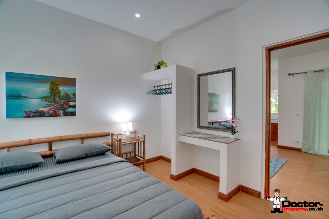 7 Bedroom Resort with Pool in Lipa Noi, Koh Samui – For Sale