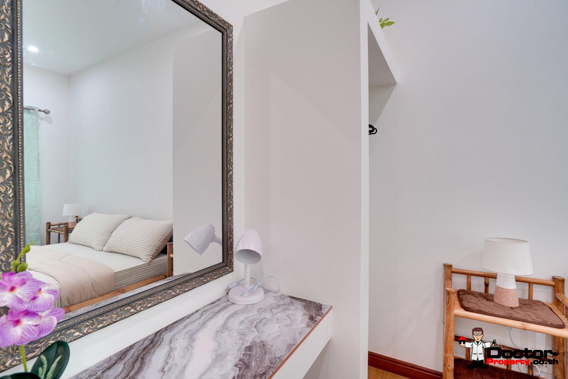 7 Bedroom Resort with Pool in Lipa Noi, Koh Samui – For Sale