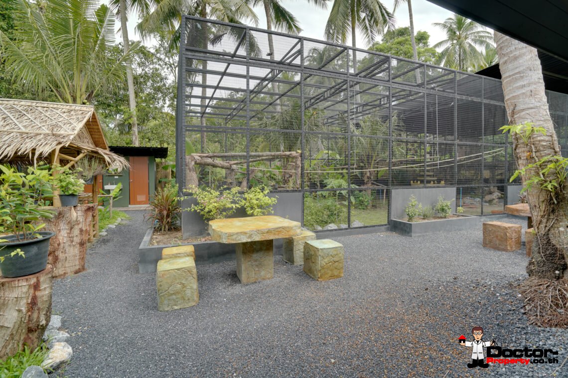 7 Bedroom Resort with Pool in Lipa Noi, Koh Samui – For Sale