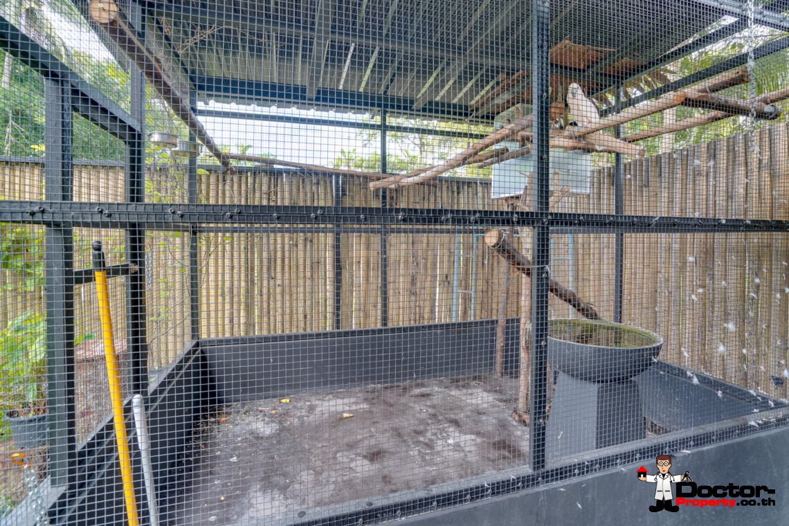 7 Bedroom Resort with Pool in Lipa Noi, Koh Samui – For Sale