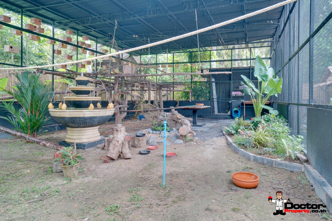 7 Bedroom Resort with Pool in Lipa Noi, Koh Samui – For Sale