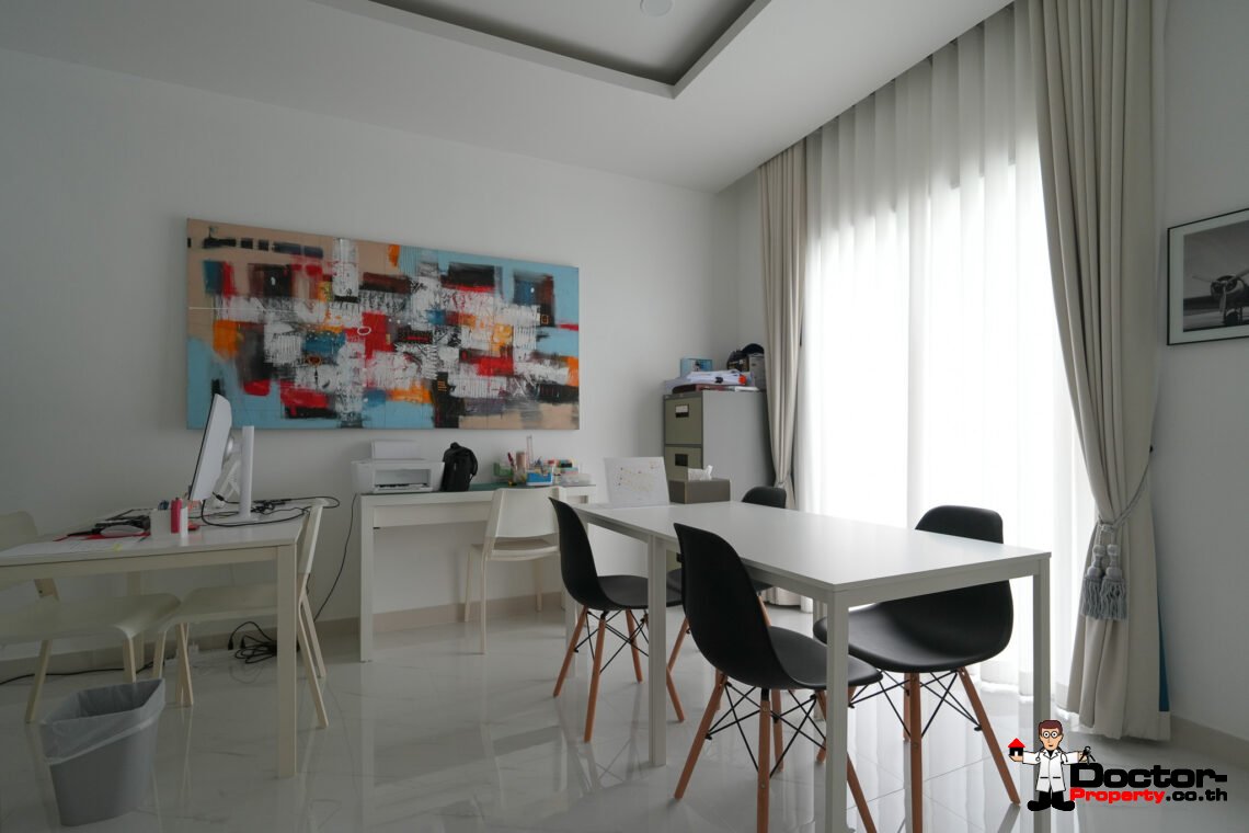 3 Bedroom Pool Villa in Plai Laem, Koh Samui – For Sale