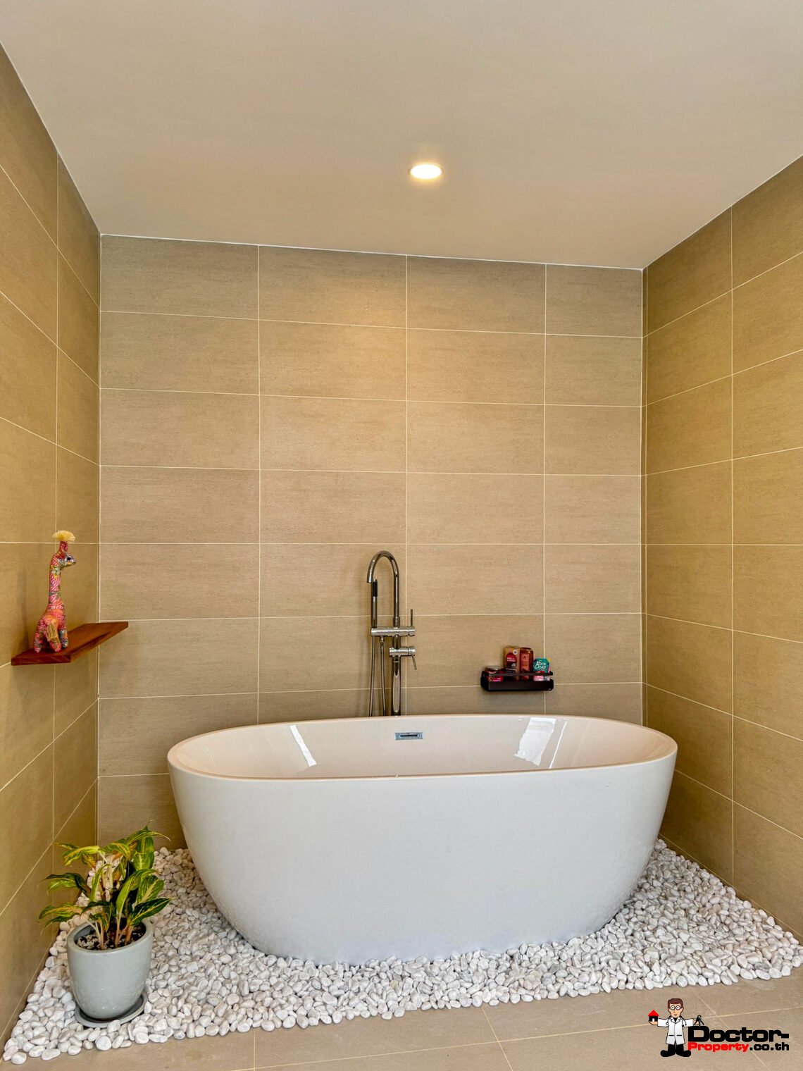 Modern 3 Bedroom Pool Villa in Bo Phut, Koh Samui – For Sale