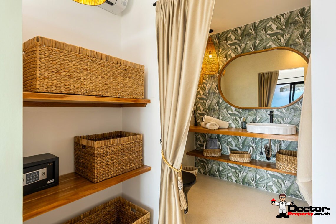 New Luxury 5 Bedroom Pool Villa with Sea View in Bo Phut, Koh Samui – For Sale