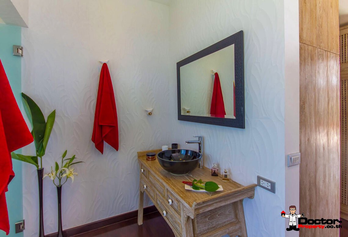 Luxury 5 Bedroom Pool Villa with Sea View in Plai Laem, Koh Samui – For Sale