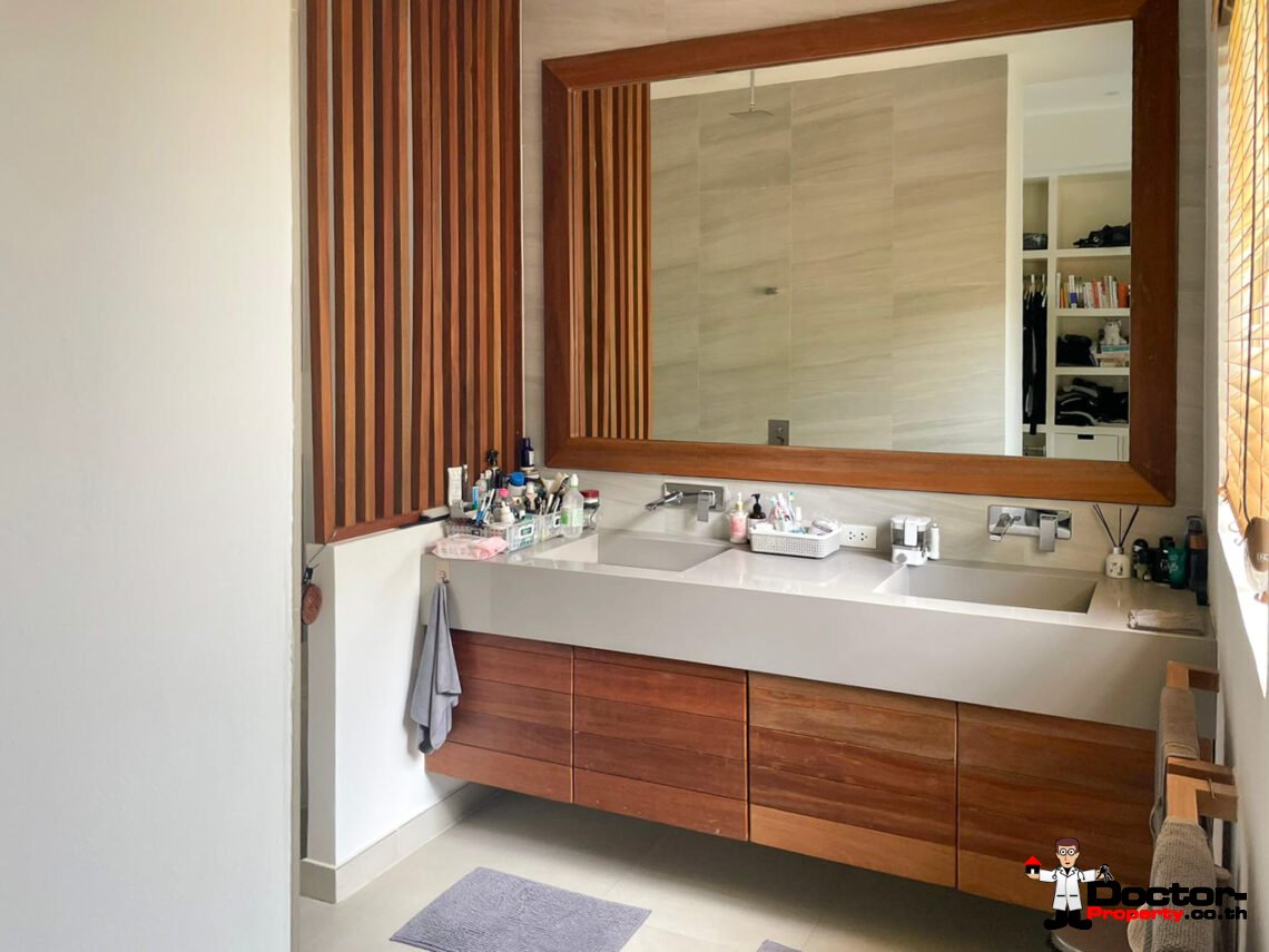 Spacious 3 Bedroom Pool Villa in Bo Phut, Koh Samui – For Sale