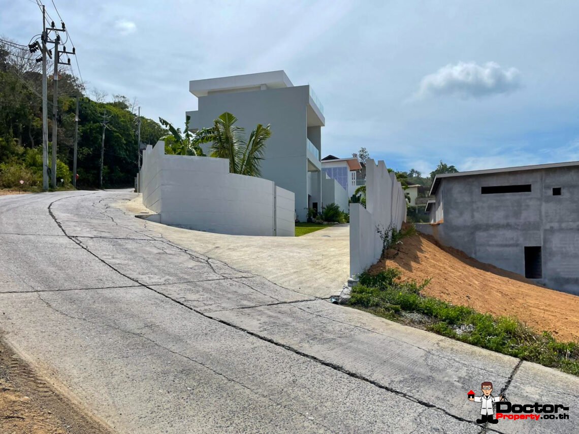 Spacious 3 Bedroom Pool Villa in Bo Phut, Koh Samui – For Sale