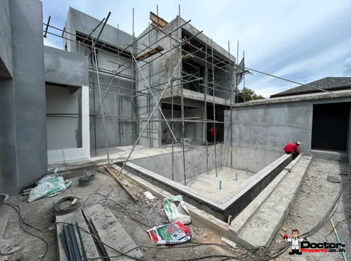 3 Bedroom Pool Villa in Bang Rak, Koh Samui – For Sale