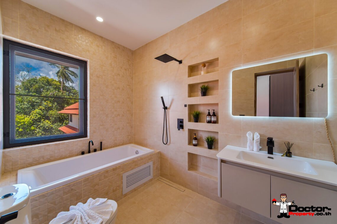 Modern 3 Bedroom Pool Villa in Plai Laem, Koh Samui – For Sale