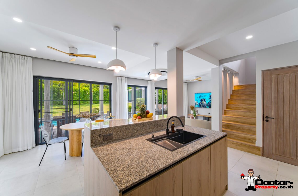 Modern 3 Bedroom Pool Villa in Plai Laem, Koh Samui – For Sale