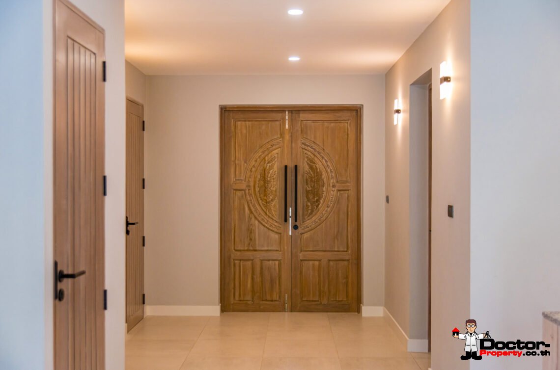 Modern 3 Bedroom Pool Villa in Plai Laem, Koh Samui – For Sale