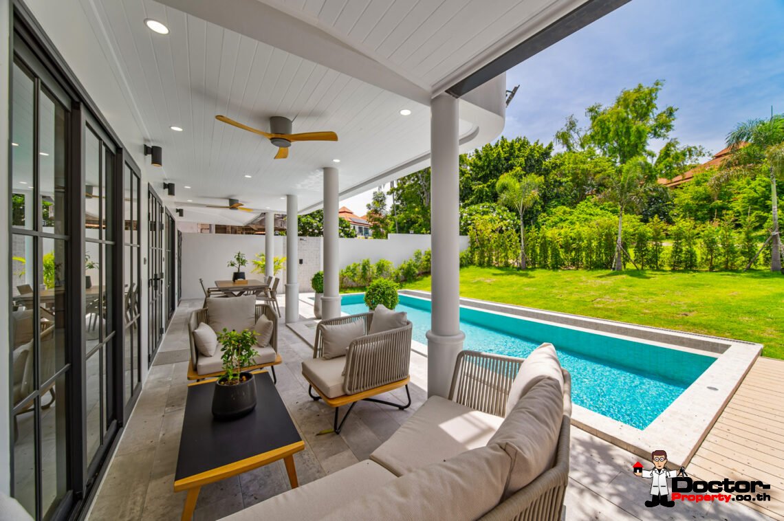 Modern 3 Bedroom Pool Villa in Plai Laem, Koh Samui – For Sale