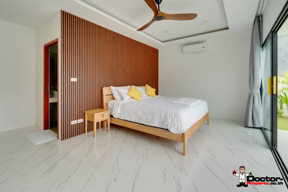 3 Bedroom Private Pool Villa in Mae Nam, Koh Samui – For Sale