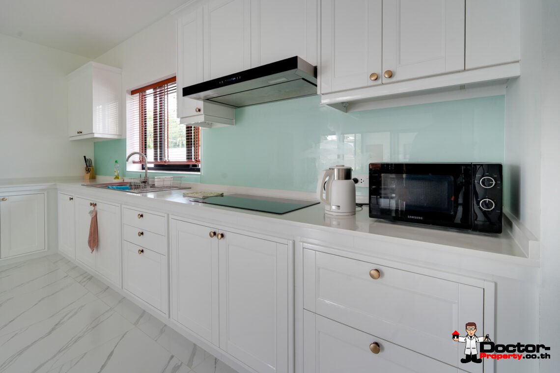 3 Bedroom Private Pool Villa in Mae Nam, Koh Samui – For Sale