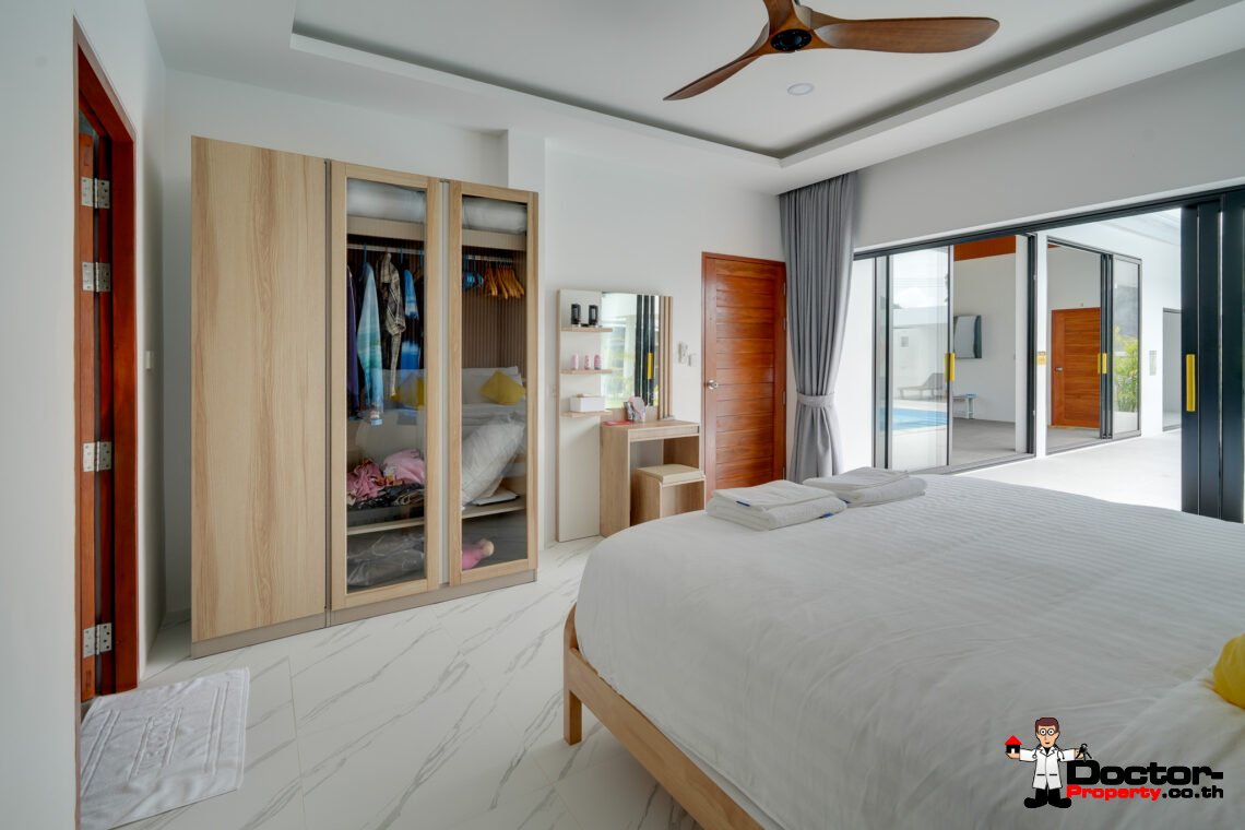 3 Bedroom Private Pool Villa in Mae Nam, Koh Samui – For Sale