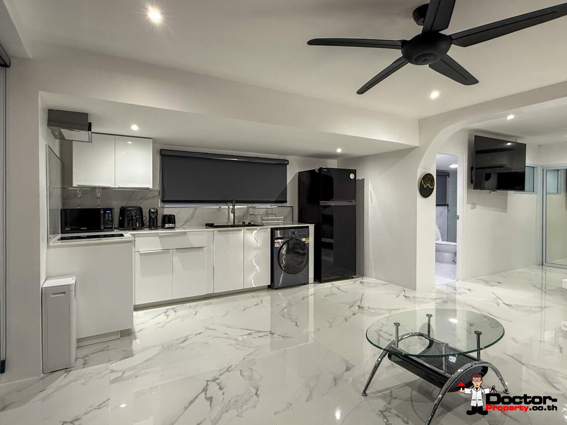 Tropical 3 Bedroom Private Pool Villa in Lamai – For Sale