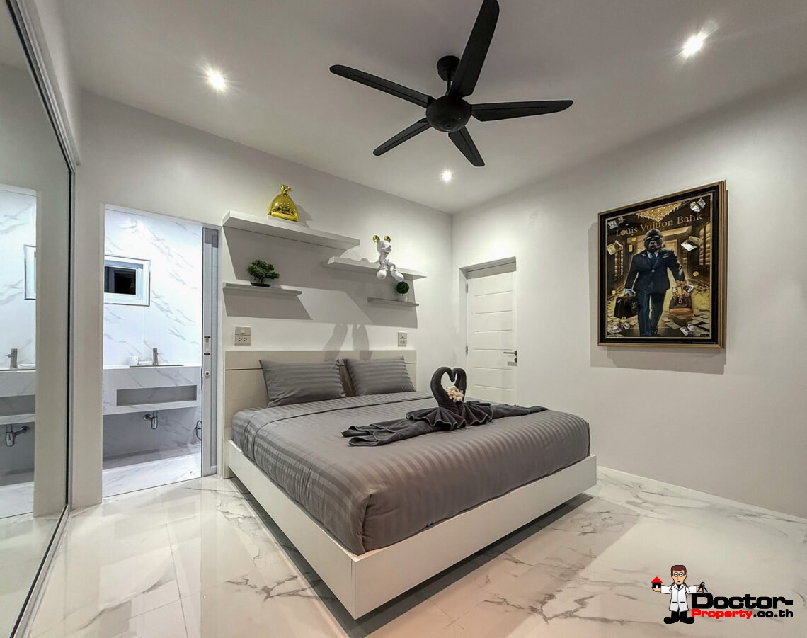 Tropical 3 Bedroom Private Pool Villa in Lamai – For Sale