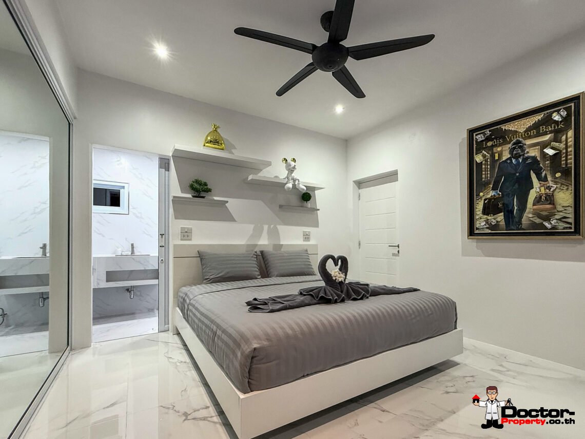 Tropical 3 Bedroom Private Pool Villa in Lamai – For Sale