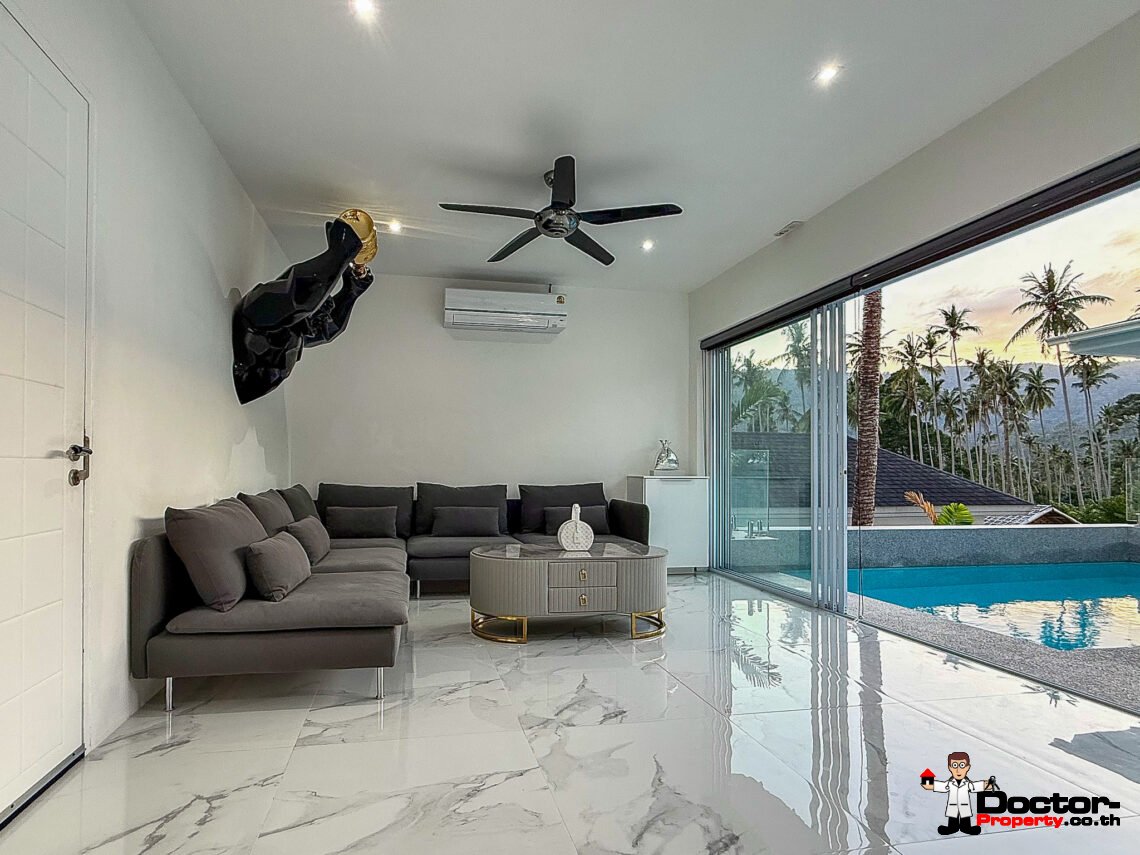 Tropical 3 Bedroom Private Pool Villa in Lamai – For Sale